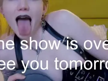 Chaturbate Watch Live Sex Cams of lessysweety
