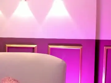 Chaturbate Best live sex cam show of milaowens