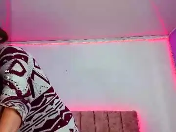 Chaturbate Watch Live Sex Cams of ava_raye