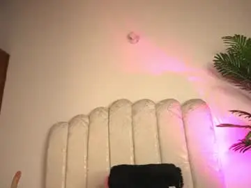 Chaturbate Live Porn of valentina_king18
