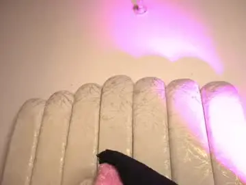 Chaturbate Live Sex of valentina_king18