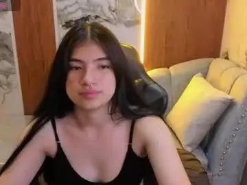 Chaturbate Live Sex Cam of alesia_v