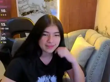 Chaturbate Live Sex Cam of alesia_v