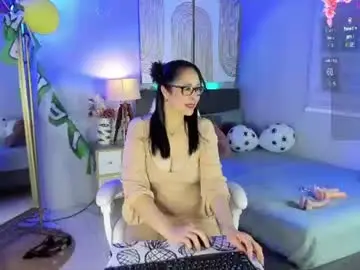 bella_milff from chaturbate