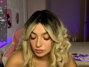 Chaturbate Live Sex of emily_tyler19