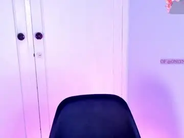 Chaturbate Free Live Porn of nessa_wine