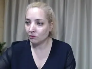 ohsweetmari from chaturbate