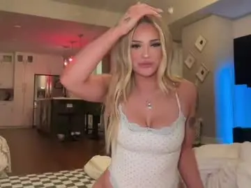 ari_02 from chaturbate
