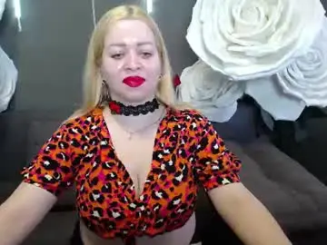 Chaturbate Watch Live Sex Cams of oliviaverr
