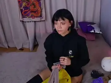 Chaturbate Free Porn Cam of _sensualkitten_
