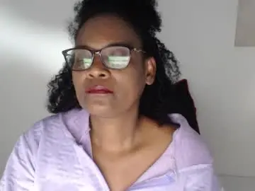 Chaturbate Live Sex of roushlove
