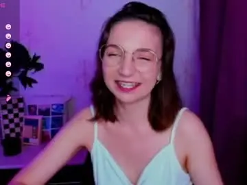 Chaturbate Watch Live Sex Cams of kindhazelhere_