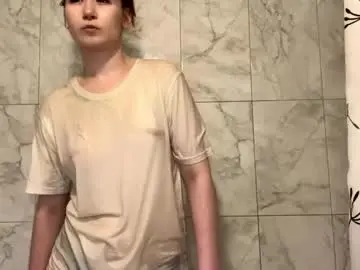 Chaturbate Watch Live Sex Cams of lessiemccoyle