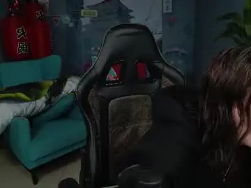 Chaturbate Free Porn Cam of esterhernandes