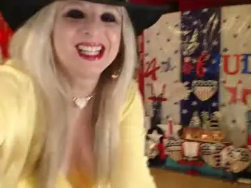 Chaturbate Adult Webcams of maddisonrae76