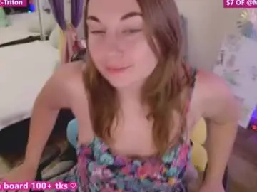 Chaturbate Live Sex Cam of mymaryangel