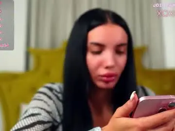 velmaevans from chaturbate