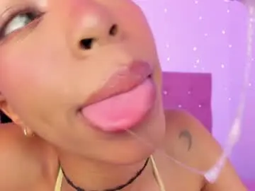 Chaturbate Nude Webcam of dulce_brown01