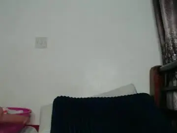 Chaturbate Live Sex Cam of cozy_dion
