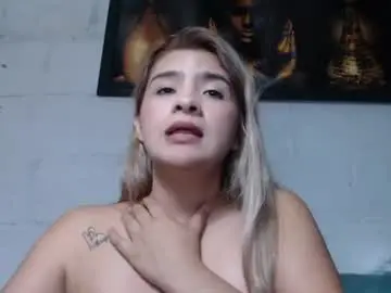 Chaturbate Nude Webcam of kittyzevee_