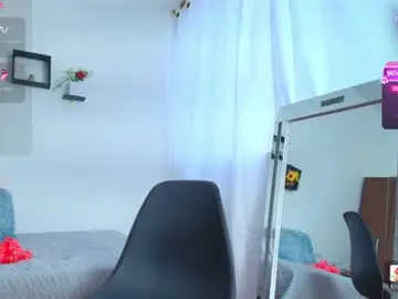 Chaturbate Watch Live Sex Cams of sophie_tyler25