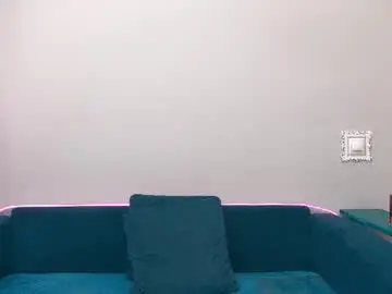 feelsgoodwoman from chaturbate