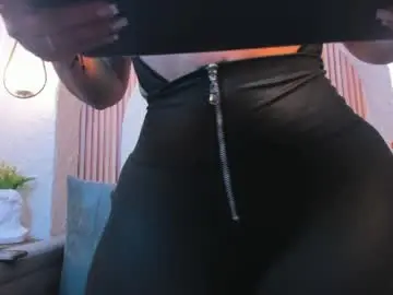 Chaturbate Sex Cam of violeet_scottt