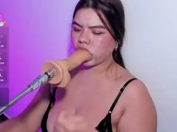 Chaturbate Live Sex Cam of salomee_bigboobs