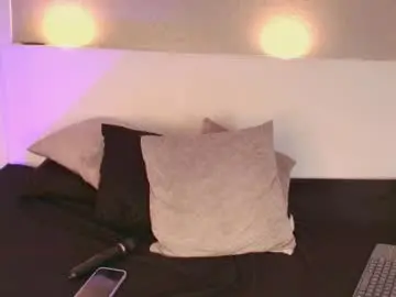 Chaturbate Live Sex Cam of julieth_cooper1