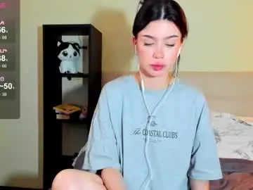luna_lips from chaturbate