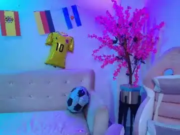 Chaturbate Live Sex Cam of alice_chester