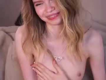 Chaturbate Nude Webcam of shelleyborom
