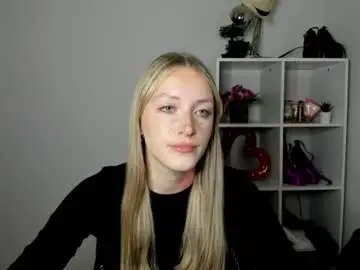 Chaturbate Free Porn Cam of evelynblond