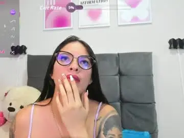 Chaturbate Watch Live Sex Cams of valeri_martin