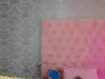 Chaturbate Live Porn of golden_girl__