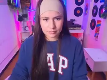 Chaturbate Nude Webcam of _isabellaaa__