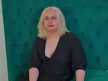 Chaturbate Free Live Porn of lioraardyn
