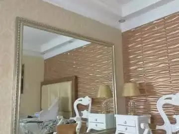 Chaturbate Live Sex Cam of miladiosa