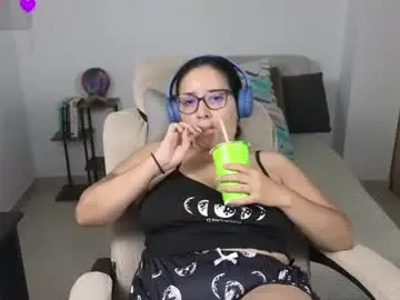 Chaturbate Watch Live Sex Cams of moonwoman_