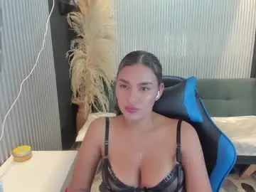 Chaturbate Watch Live Sex Cams of sophiewatson_