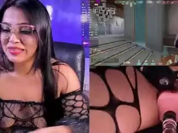 Chaturbate Live Sex Cam of luciareid
