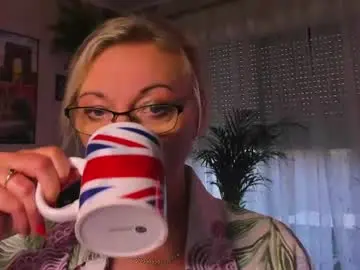 xvanessalove from chaturbate