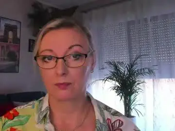Chaturbate Adult Video Chat of xvanessalove
