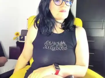 Chaturbate Adult Webcam of adriana71