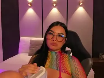 emily_tolson from chaturbate