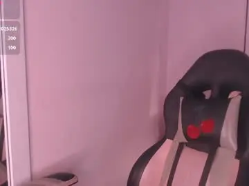aleja_gh1 from chaturbate