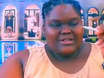 Chaturbate Live Sex of ebonyhotbuns4u2luv