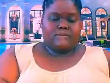 Chaturbate Sex Cam of ebonyhotbuns4u2luv