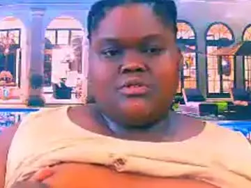 Chaturbate Live Sex of ebonyhotbuns4u2luv