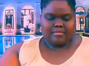 Chaturbate Live Sex Cam of ebonyhotbuns4u2luv